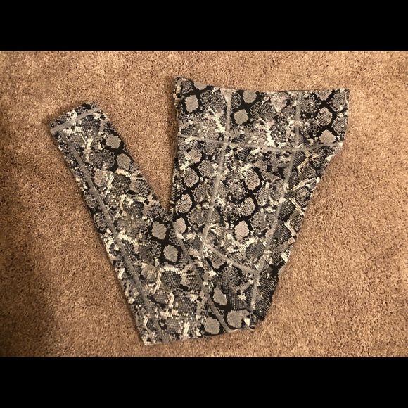 Vintage Small VS knockouts W big Iphone Pocket - Picture 4 of 5